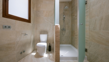 Resa Estates Ibiza villa for sale te koop sant jordi modern shower .jpg